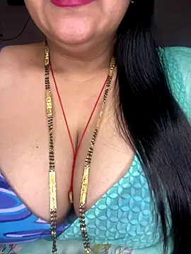 Snapshot of Zoya_Varma004 chatting on 20, 10, 2025 Zoya Varma004 online show from 20, 10, 2025