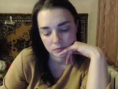 Snapshot of AlisaLaDiva chatting on 5, 3, 2025 AlisaLaDiva online show from 5, 3, 2025