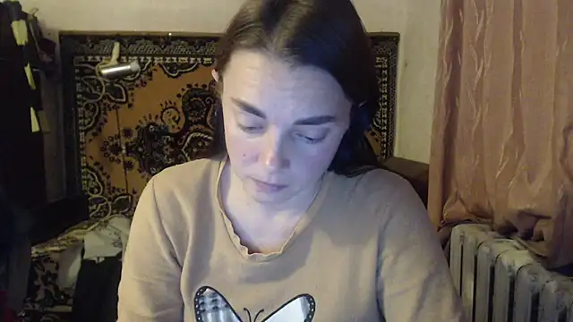 Snapshot of AlisaLaDiva chatting on 12, 10, 2025 AlisaLaDiva online show from 12, 10, 2025