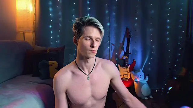 Breston Sweet online show from 18, 2, 2026