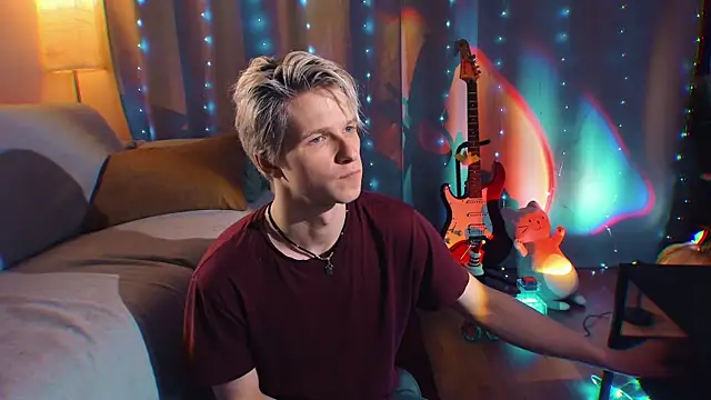 Breston Sweet online show from 21, 12, 2025