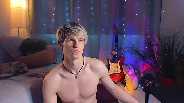Snapshot of Breston_Sweet chatting on 28, 4, 2026 Breston Sweet online show from 28, 4, 2026