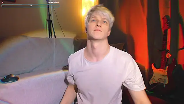 Breston Sweet online show from 4, 11, 2025