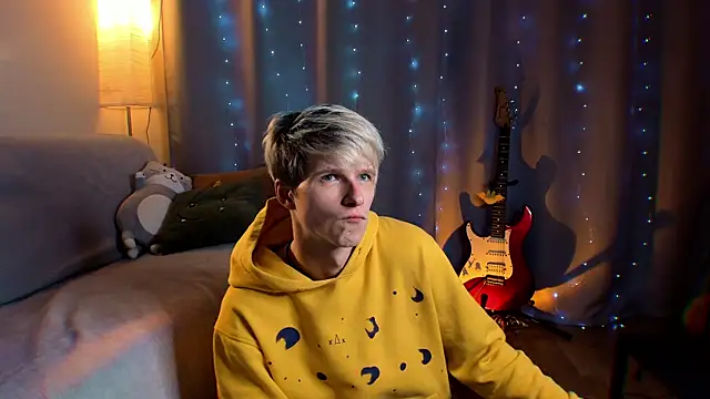 Breston Sweet online show from 1, 3, 2026