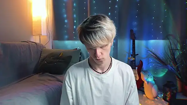 Breston Sweet online show from 22, 4, 2026