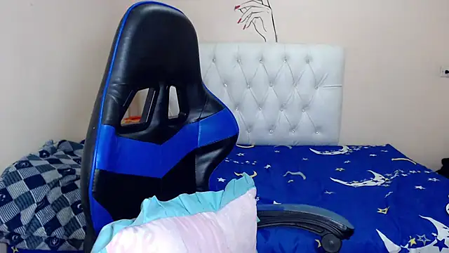 Leylafourniert online show from 19, 3, 2026