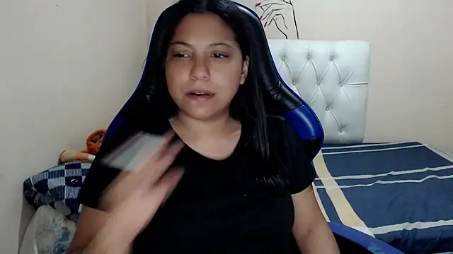 Leylafourniert online show from 13, 9, 2025