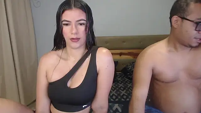 Snapshot of couplesex_ve chatting on 17, 5, 2026 couplesex ve online show from 17, 5, 2026