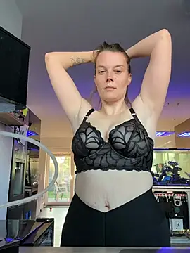 newMichelle online show from 15, 4, 2026