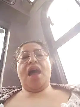 Keyla01  online show from 17, 11, 2025