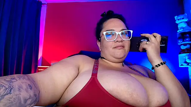 lulubigtitts1 online show from 28, 2, 2026
