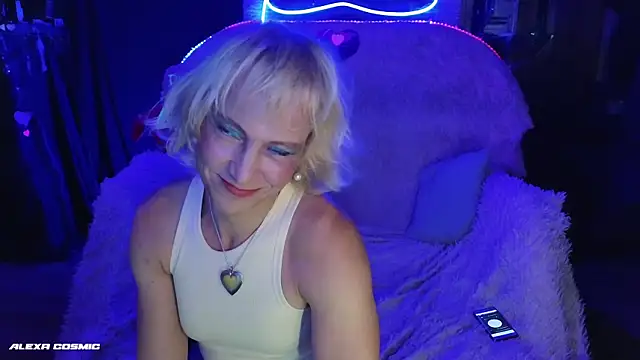 Snapshot of Alexa_Cosmic chatting on 18, 7, 2026 Alexa Cosmic online show from 18, 7, 2026