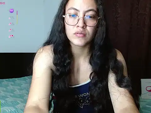 Snapshot of Olivia_Bright chatting on 15, 5, 2026 Olivia Bright online show from 15, 5, 2026