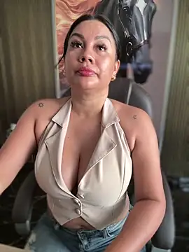 Snapshot of ValeryGrey chatting on 23, 10, 2025 ValeryGrey online show from 23, 10, 2025