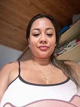 Snapshot of ValeryGrey chatting on 13, 11, 2025 ValeryGrey online show from 13, 11, 2025