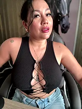 Snapshot of ValeryGrey chatting on 17, 10, 2025 ValeryGrey online show from 17, 10, 2025