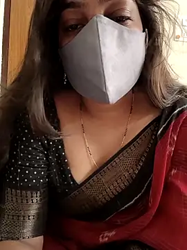 Snapshot of yoursana- chatting on 8, 11, 2025 yoursana- online show from 8, 11, 2025