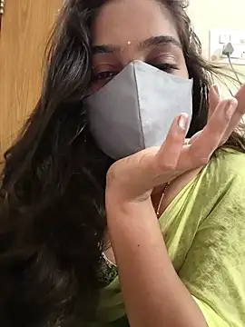 Snapshot of yoursana- chatting on 23, 11, 2025 yoursana- online show from 23, 11, 2025