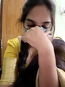 Snapshot of yoursana- chatting on 30, 11, 2025 yoursana- online show from 30, 11, 2025