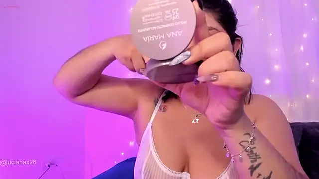 lucy26  online show from 17, 10, 2025