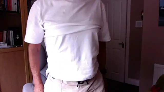 Snapshot of Oldpistolpete chatting on 6, 6, 2026 Oldpistolpete online show from 6, 6, 2026