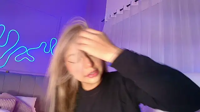 Sofly s online show from 25, 3, 2026