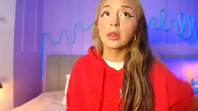 Sofly s online show from 15, 4, 2026