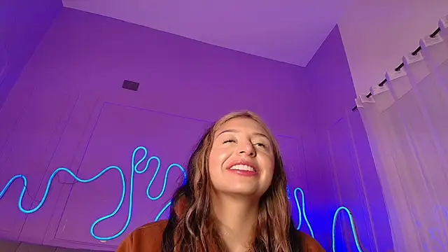 Sofly s online show from 12, 3, 2026