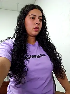 Snapshot of Mary_pinkish chatting on 7, 10, 2025 Mary pinkish online show from 7, 10, 2025