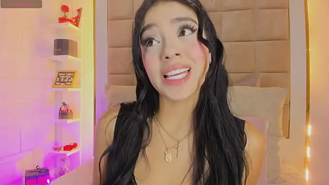 Victoria adaams online show from 3, 4, 2026