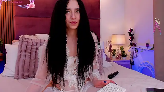 VanessaAngel online show from 30, 4, 2026