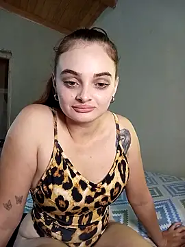 Snapshot of Emmacut chatting on 5, 5, 2026 Emmacut online show from 5, 5, 2026