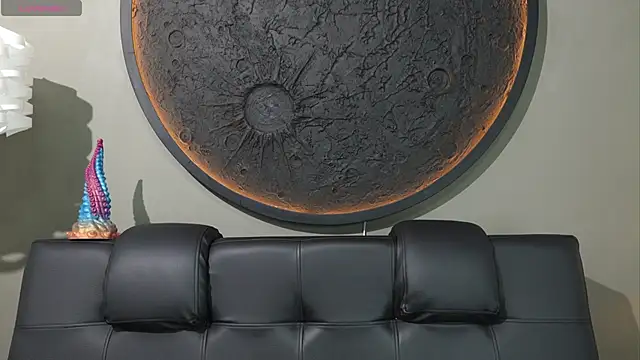 Snapshot of miss_sharlotte18 chatting on 4, 11, 2025 miss sharlotte18 online show from 4, 11, 2025