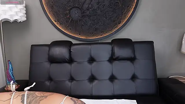 miss vaiolette online show from 21, 5, 2026