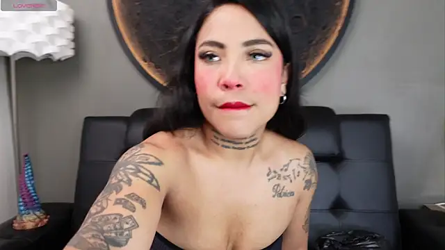 miss vaiolette online show from 11, 5, 2026