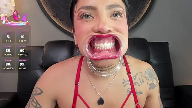 miss vaiolette online show from 5, 3, 2025