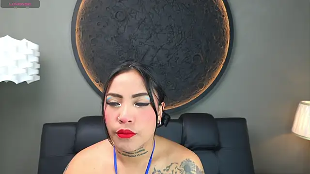 miss vaiolette online show from 5, 11, 2025