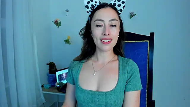 Snapshot of Amatiista chatting on 19, 2, 2025 Amatiista online show from 19, 2, 2025