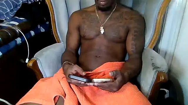 Snapshot of Deeblack02 chatting on 6, 11, 2025 Deeblack02 online show from 6, 11, 2025