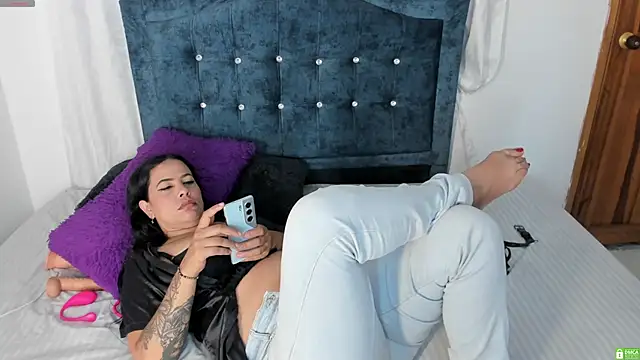 Bianka olivetto021 online show from 22, 11, 2025