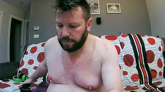 Snapshot of txan9876 chatting on 16, 11, 2025 txan9876 online show from 16, 11, 2025