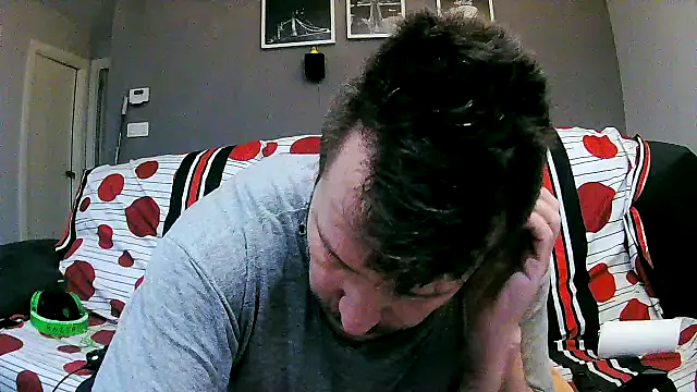 Snapshot of txan9876 chatting on 26, 11, 2025 txan9876 online show from 26, 11, 2025