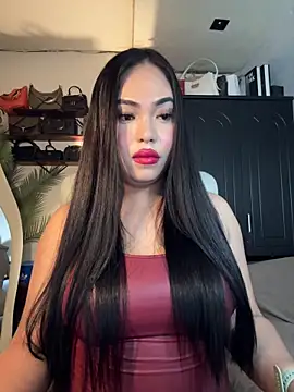 BigDominaMia online show from 23, 12, 2025