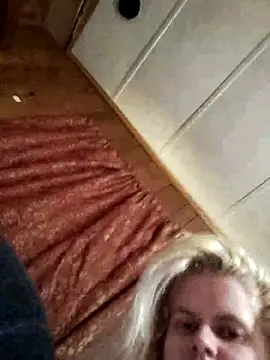 BadAssBitchMakayla online show from 10, 4, 2026