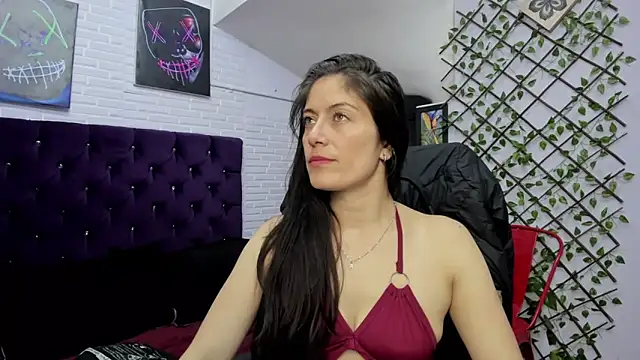 Snapshot of AnnyMilet_ chatting on 6, 10, 2025 AnnyMilet online show from 6, 10, 2025