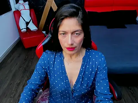 Snapshot of AnnyMilet_ chatting on 2, 7, 2026 AnnyMilet online show from 2, 7, 2026