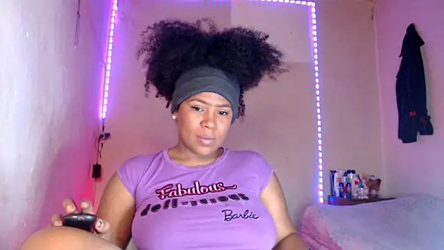 Snapshot of cherry_cleou chatting on 10, 5, 2026 cherry cleou online show from 10, 5, 2026