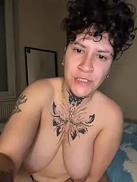 callmelouve online show from 30, 6, 2026