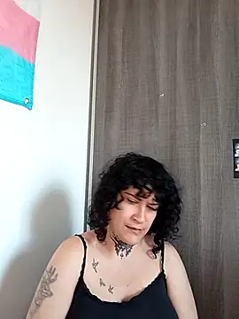 callmelouve online show from 13, 11, 2025