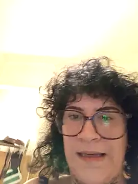 callmelouve online show from 15, 10, 2025